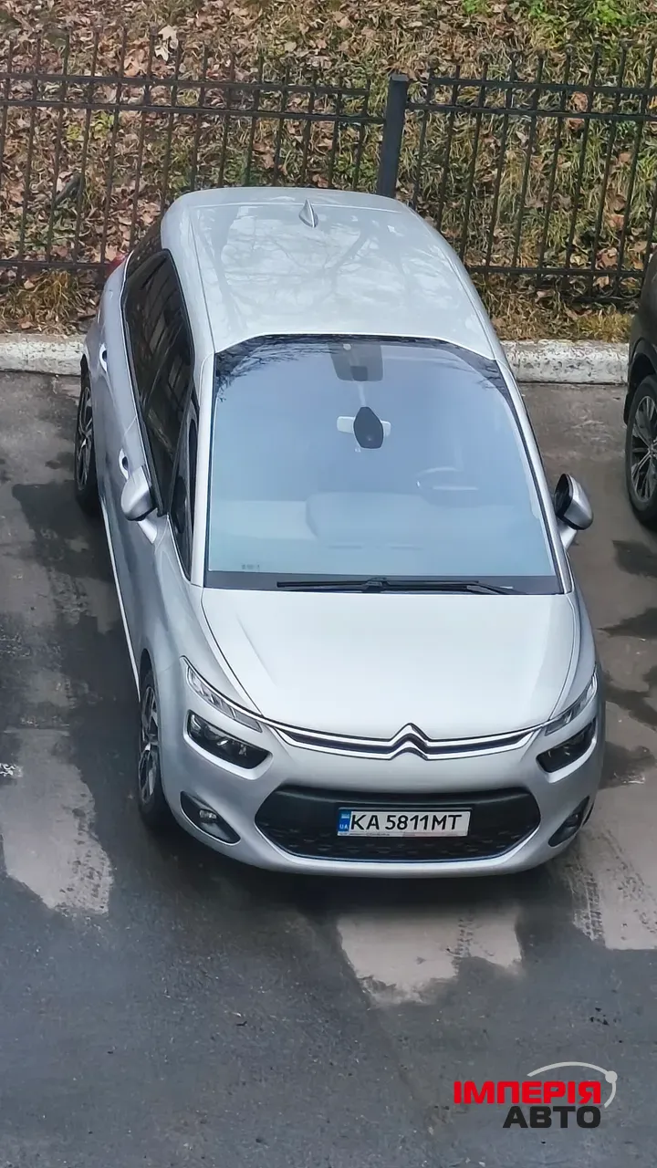 Citroen C4 Picasso - фото 9