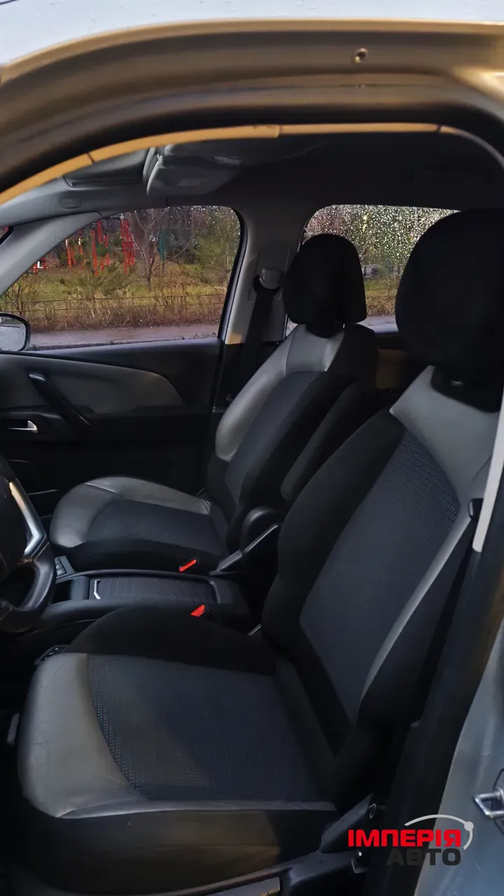 Citroen C4 Picasso - фото 38