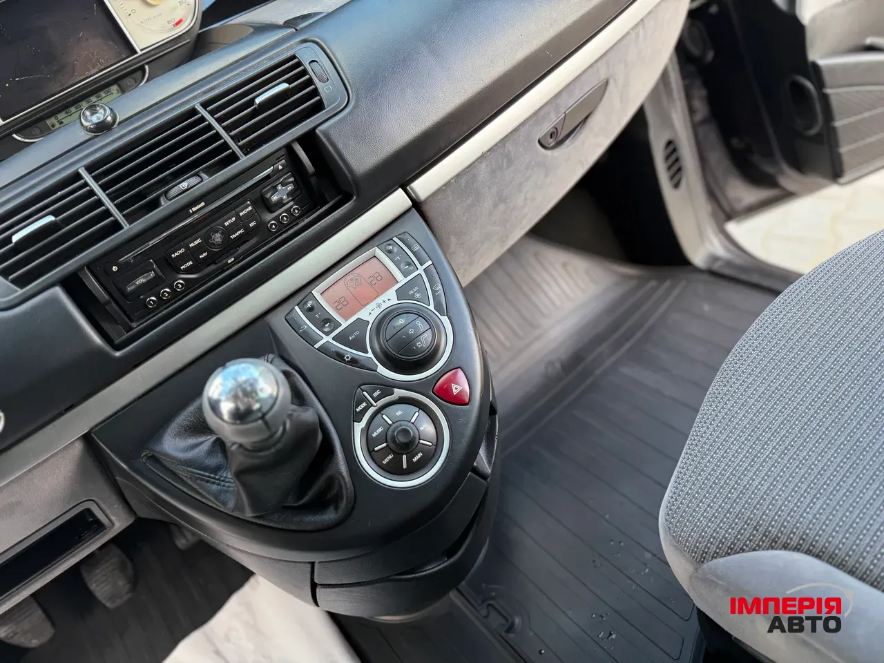 Peugeot 807 - фото 21