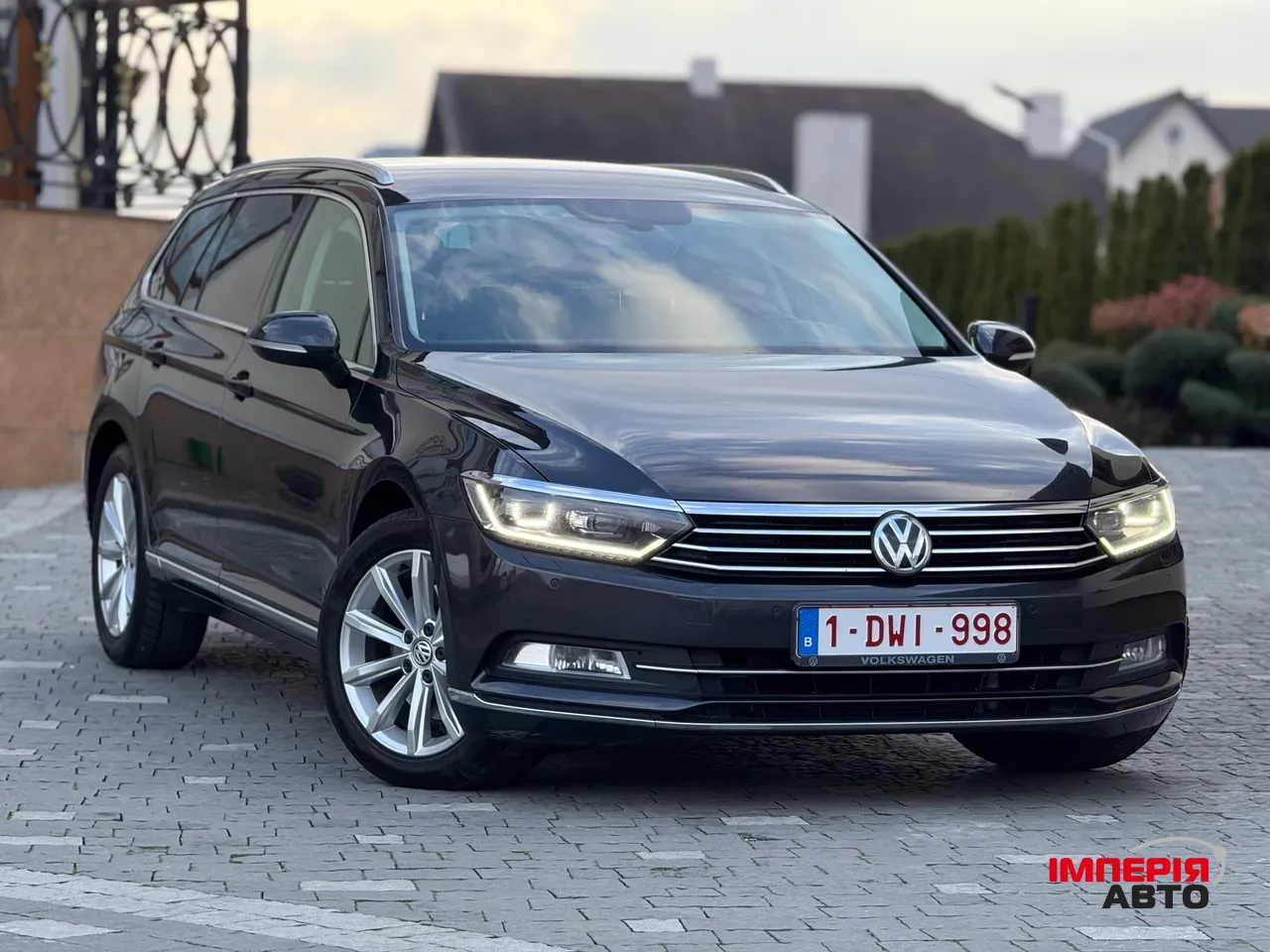 Volkswagen Passat - фото 4