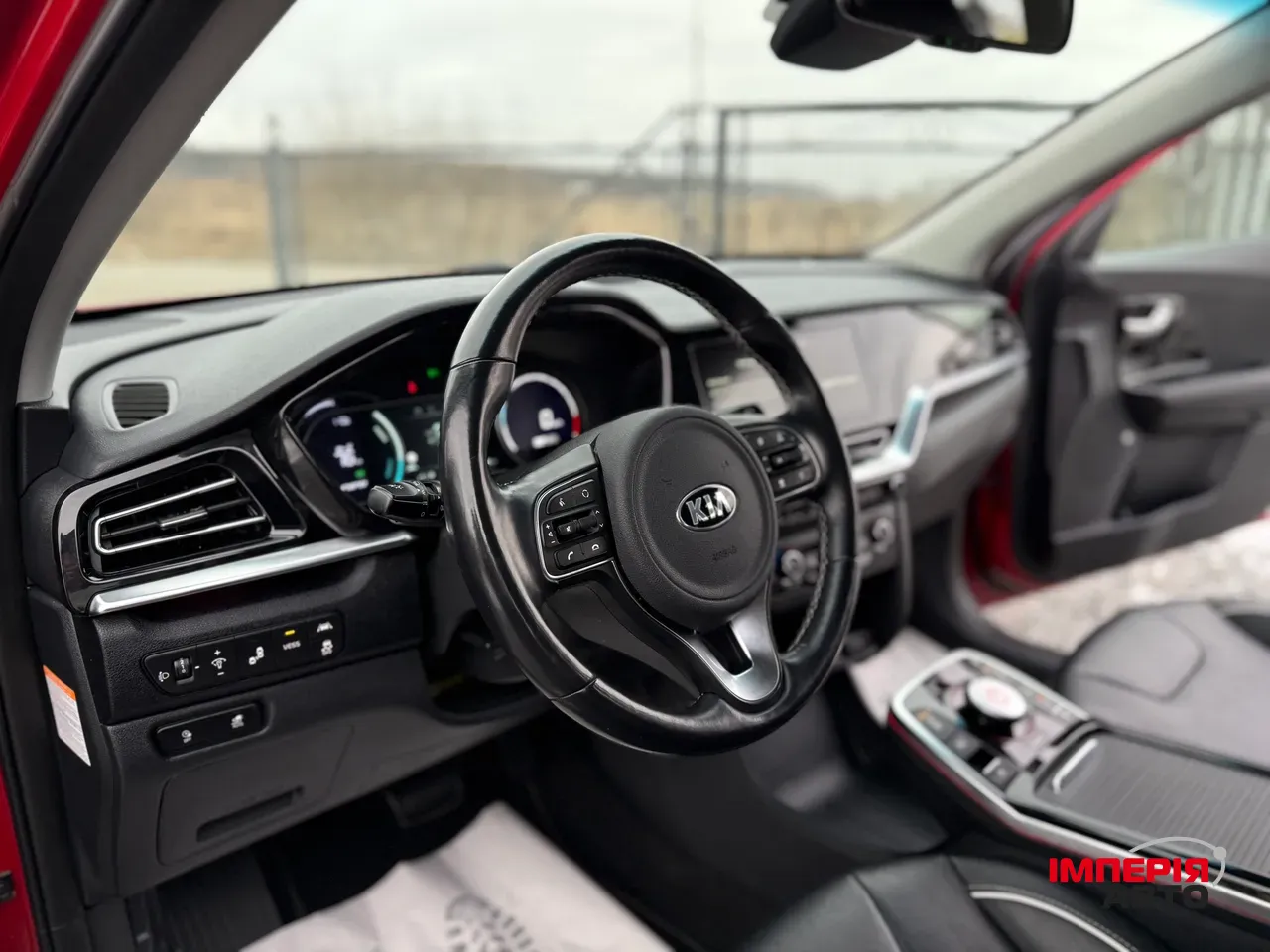 Kia Niro - фото 32