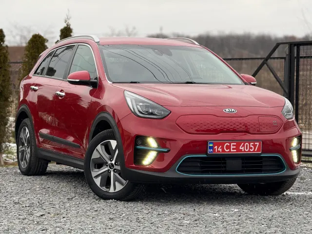Kia Niro - фото 1
