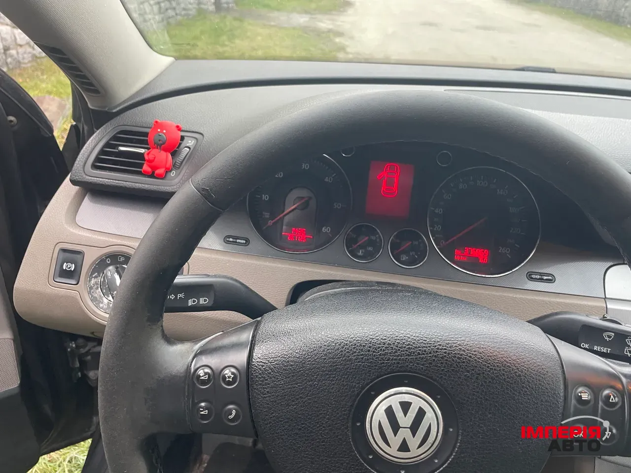 Volkswagen Passat - фото 1