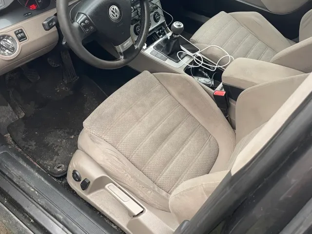 Volkswagen Passat - фото 2