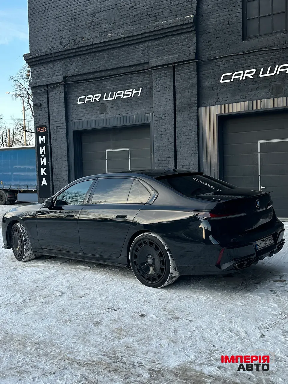 BMW 7 серії - фото 9