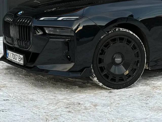 BMW 7 серії - фото 3