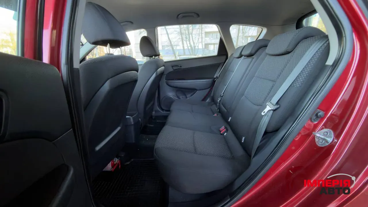 Hyundai i30 - фото 2