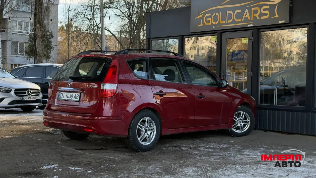 Hyundai i30 - фото 11