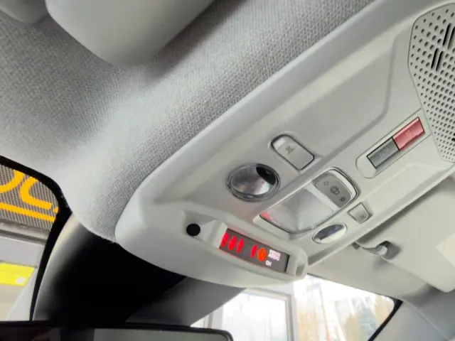 Citroen C4 - фото 4