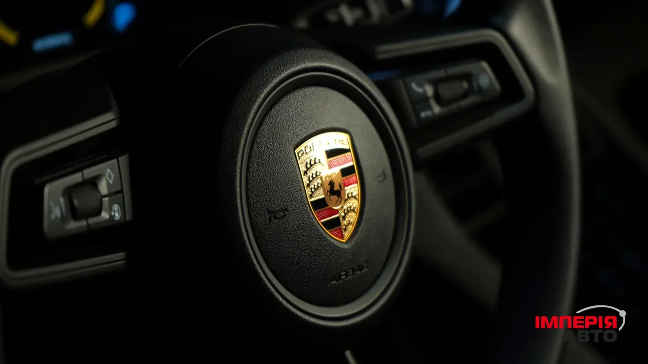 Porsche Taycan - фото 19