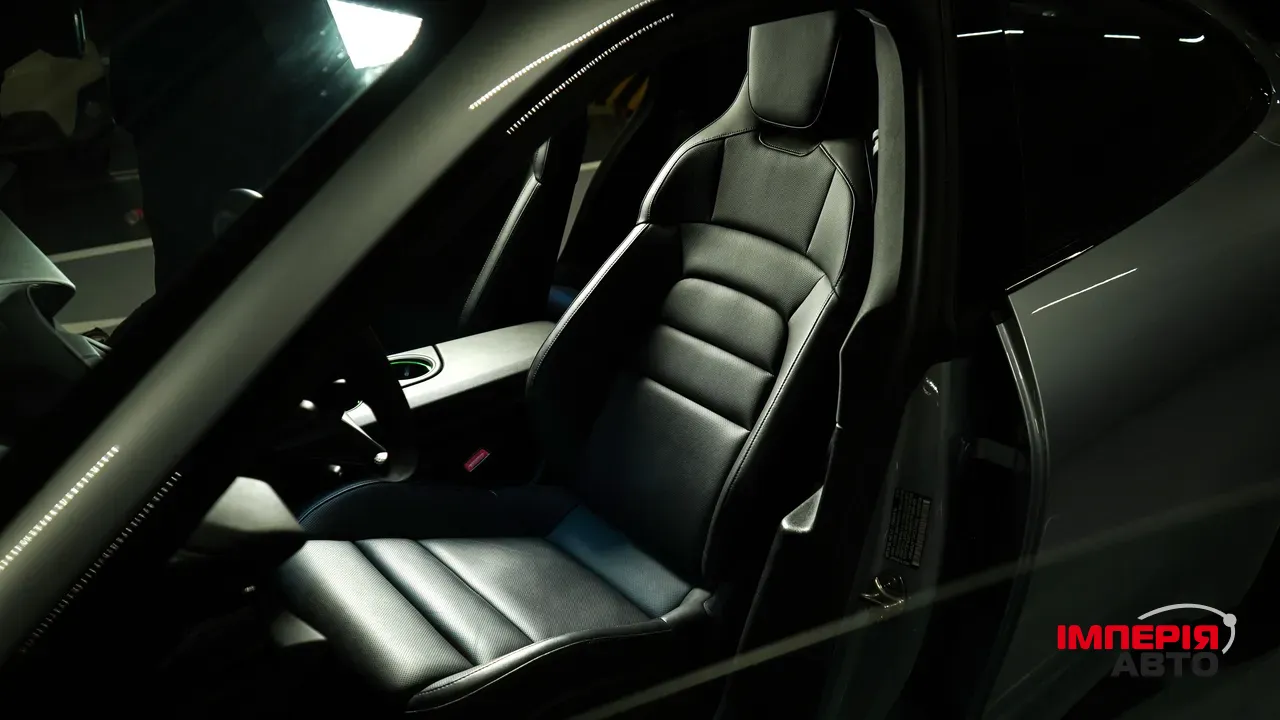 Porsche Taycan - фото 16