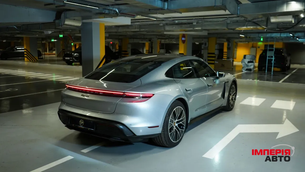 Porsche Taycan - фото 6