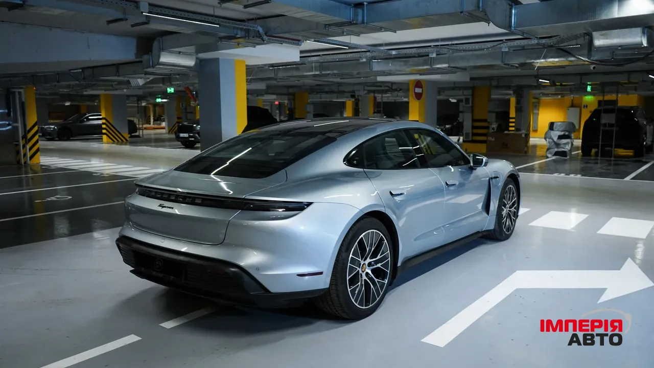 Porsche Taycan - фото 3