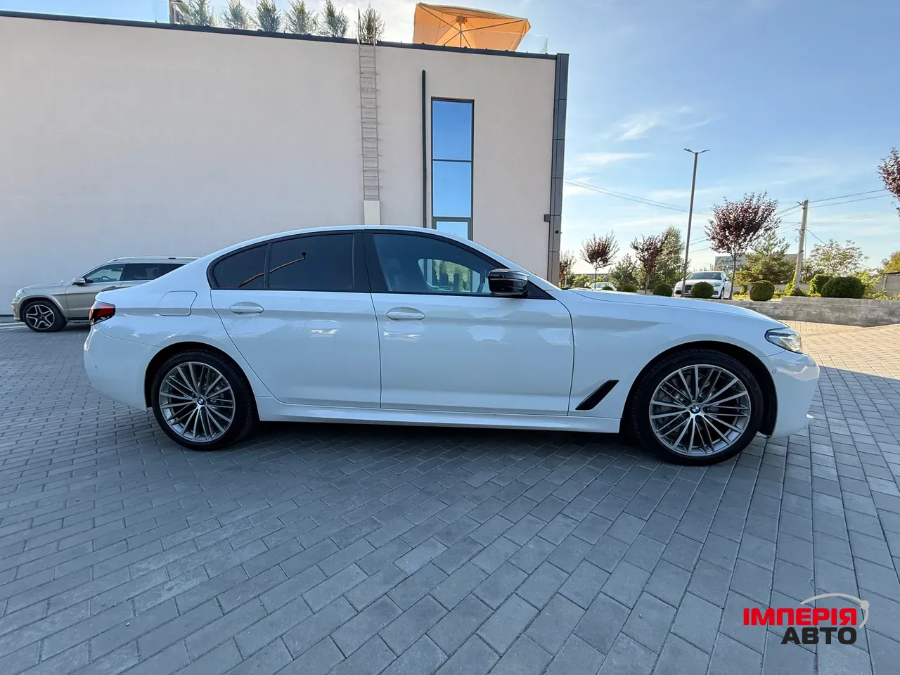 BMW 5 серії - фото 9