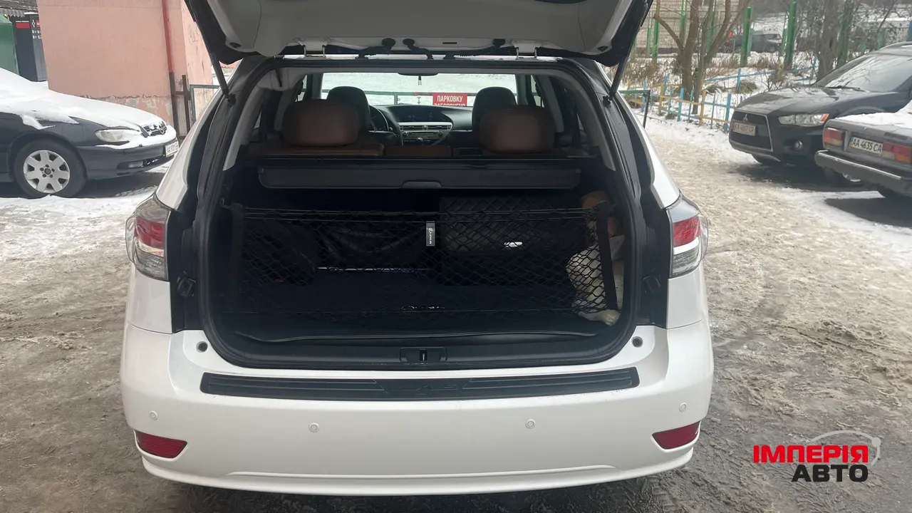 Lexus RX - фото 35