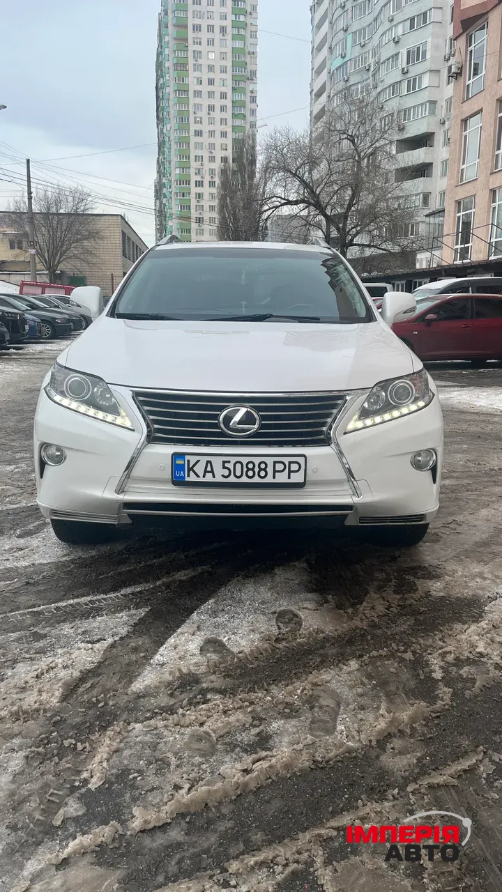 Lexus RX - фото 45