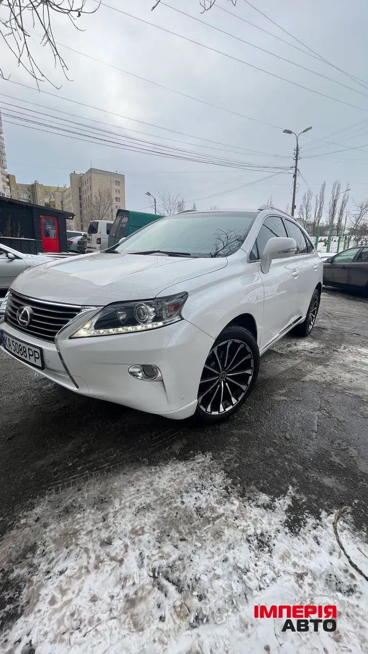 Lexus RX - фото 5