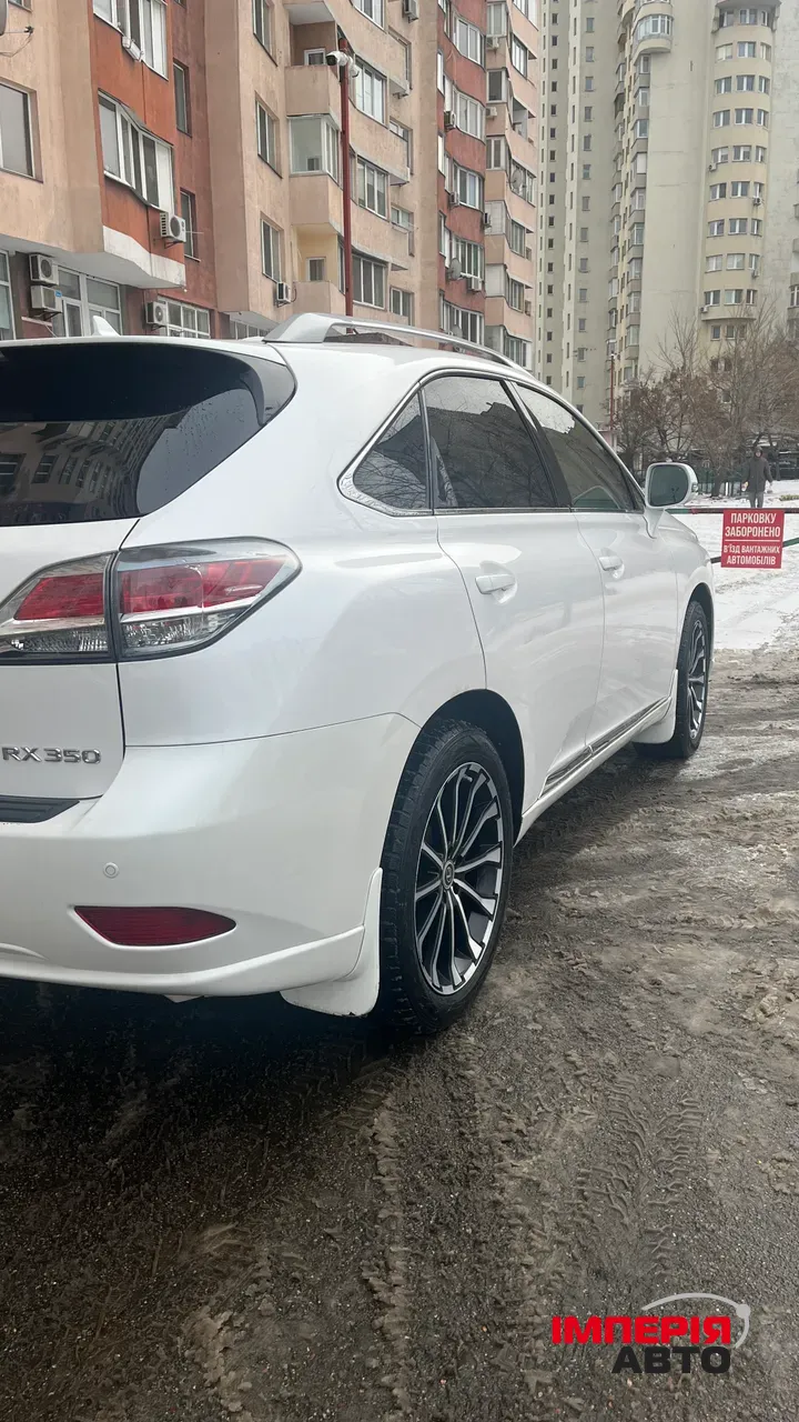 Lexus RX - фото 40