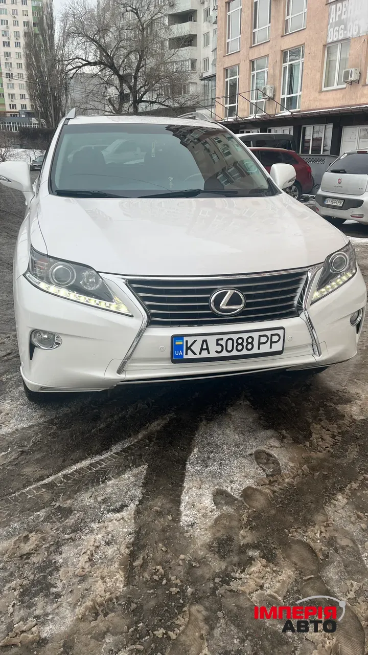 Lexus RX - фото 18