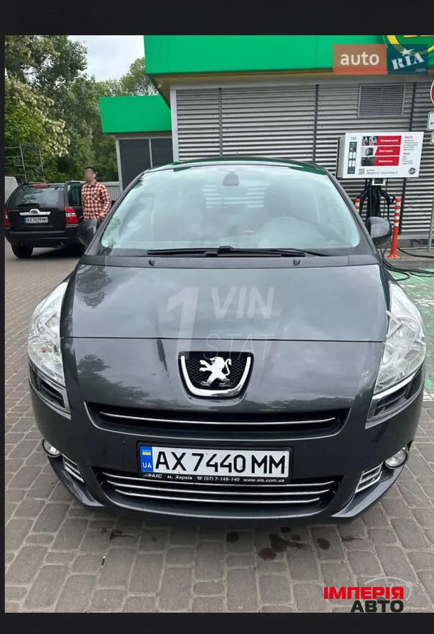Peugeot 5008 - фото 1