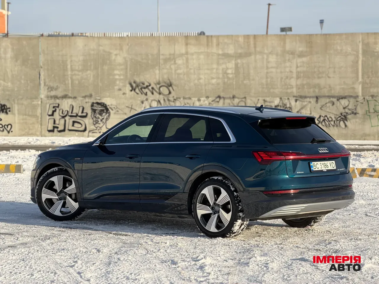 Audi e-tron - фото 3