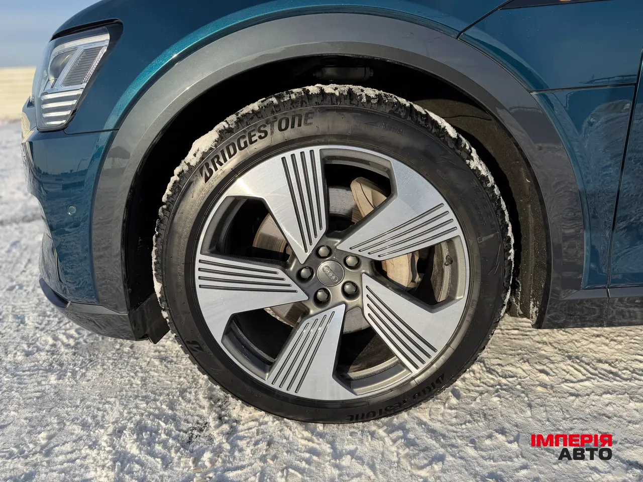 Audi e-tron - фото 18