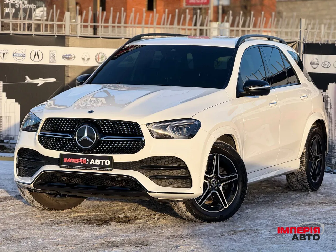Mercedes-Benz GLE - фото 1
