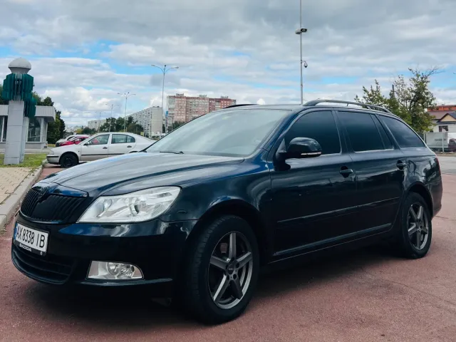 Skoda Octavia - фото 2