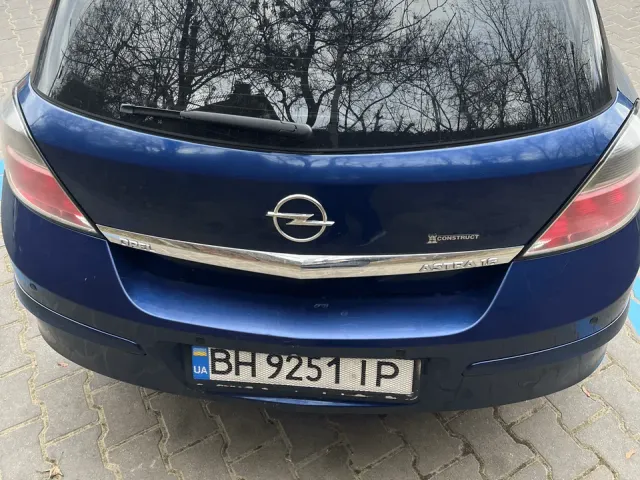 Opel Astra - фото 2