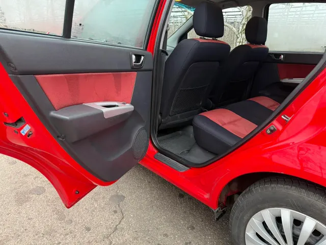 Hyundai Getz - фото 4