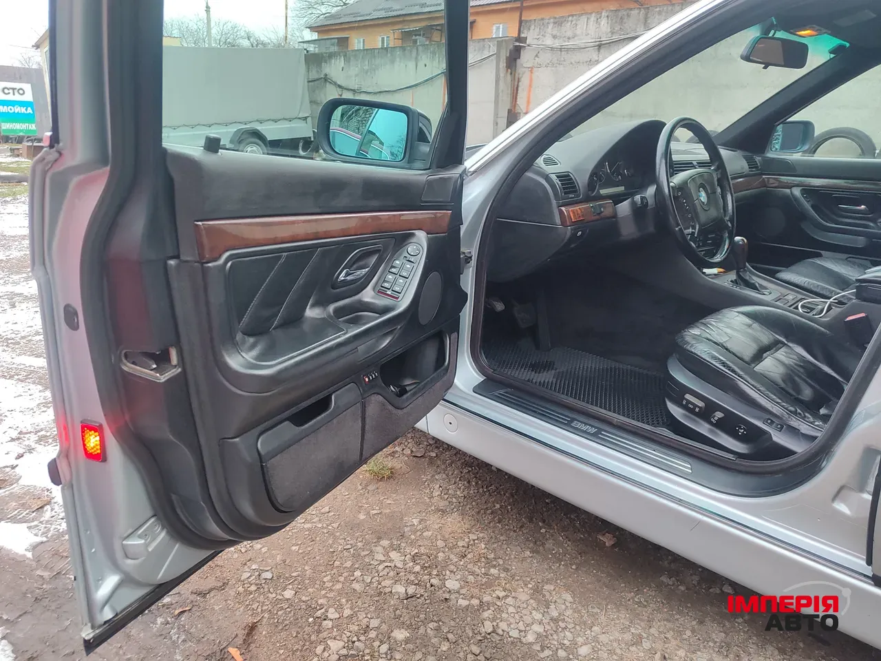 BMW 7 серії - фото 28