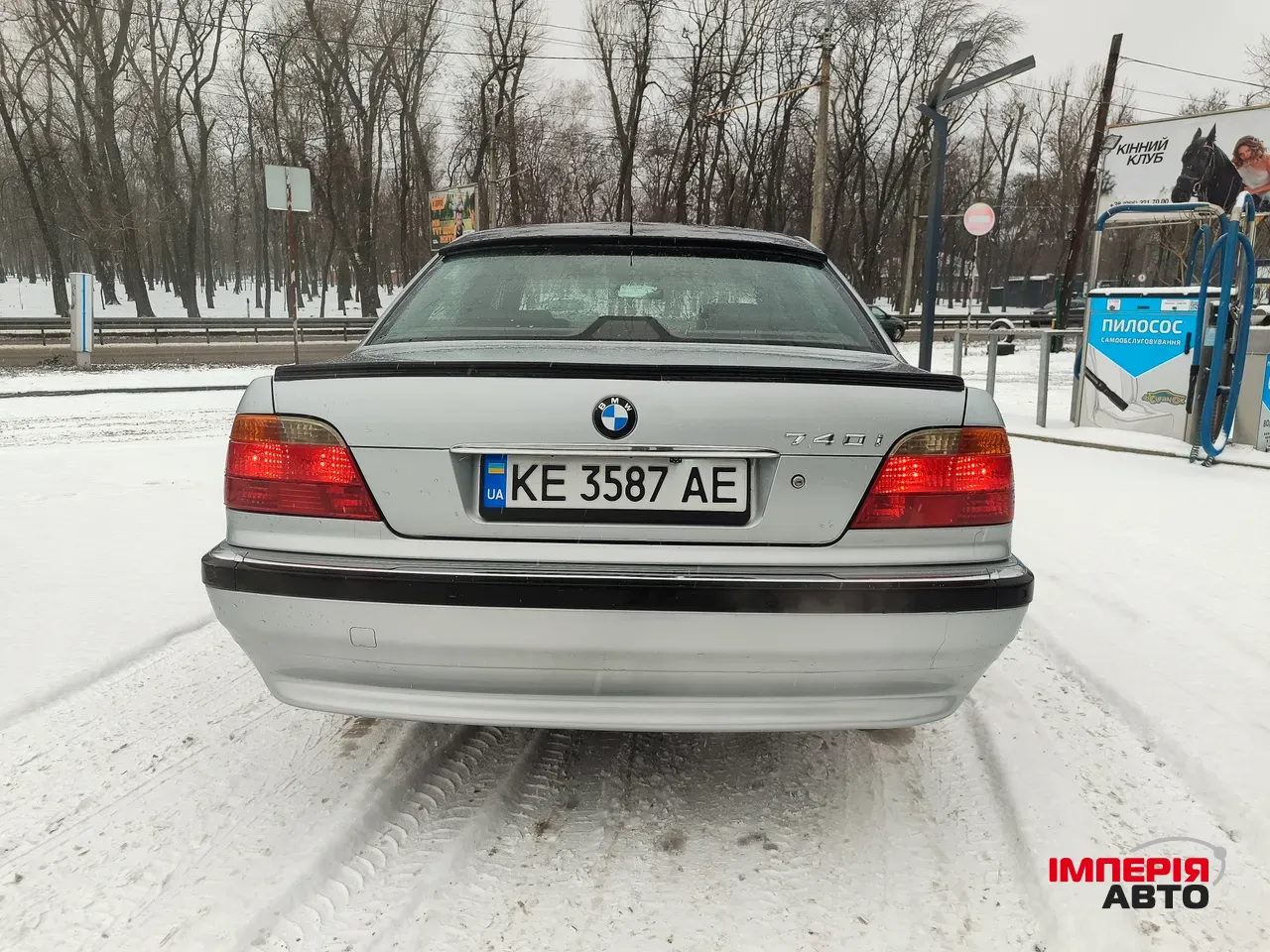 BMW 7 серії - фото 9
