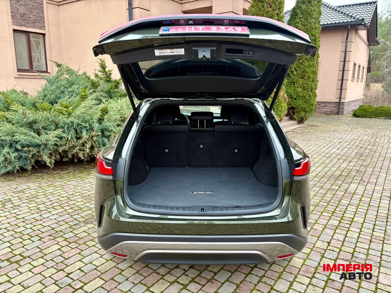 Lexus RX - фото 5