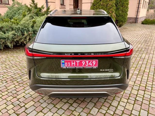 Lexus RX - фото 4