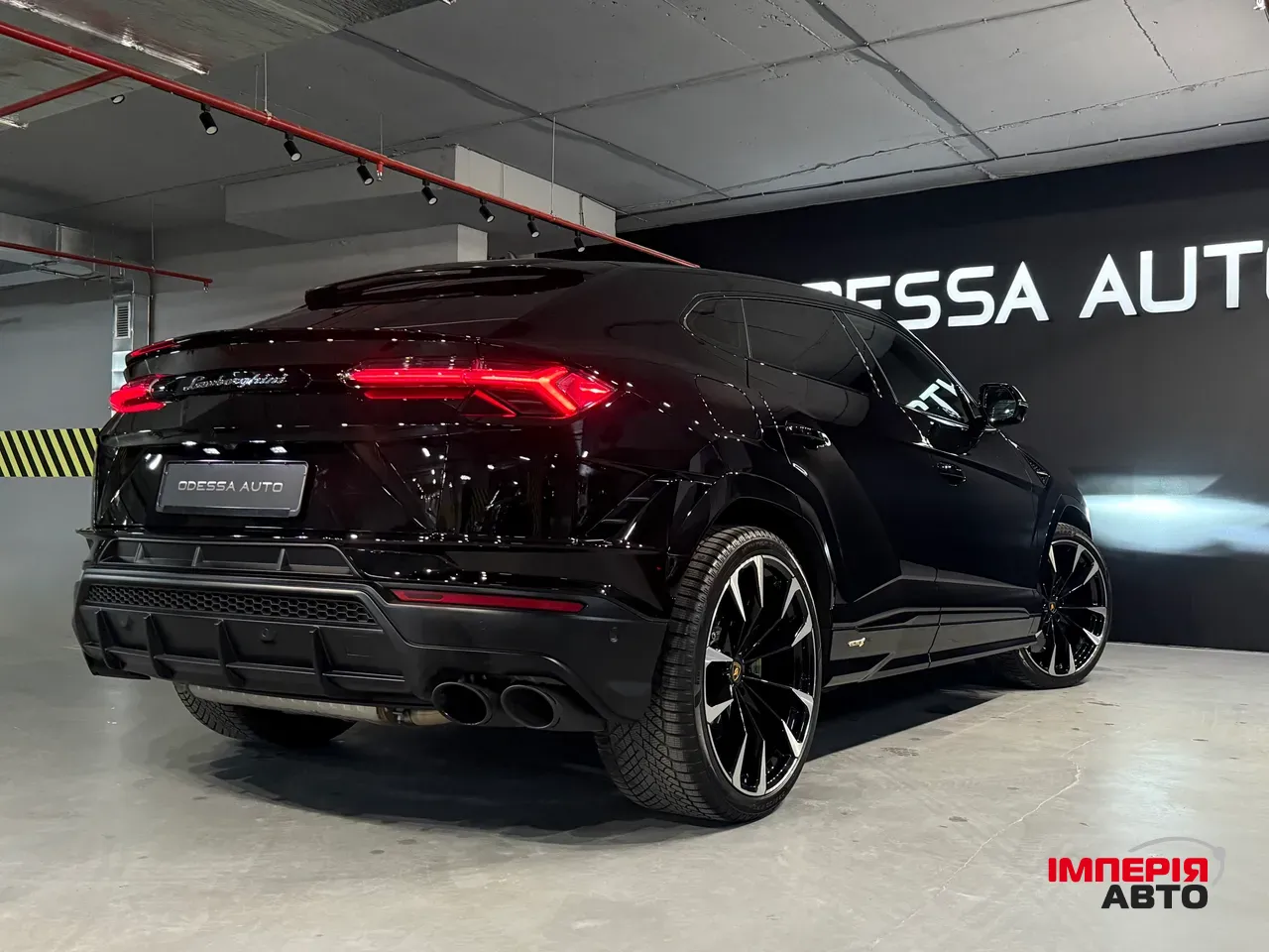 Lamborghini Urus - фото 8