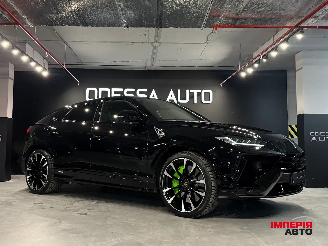 Lamborghini Urus - фото 6
