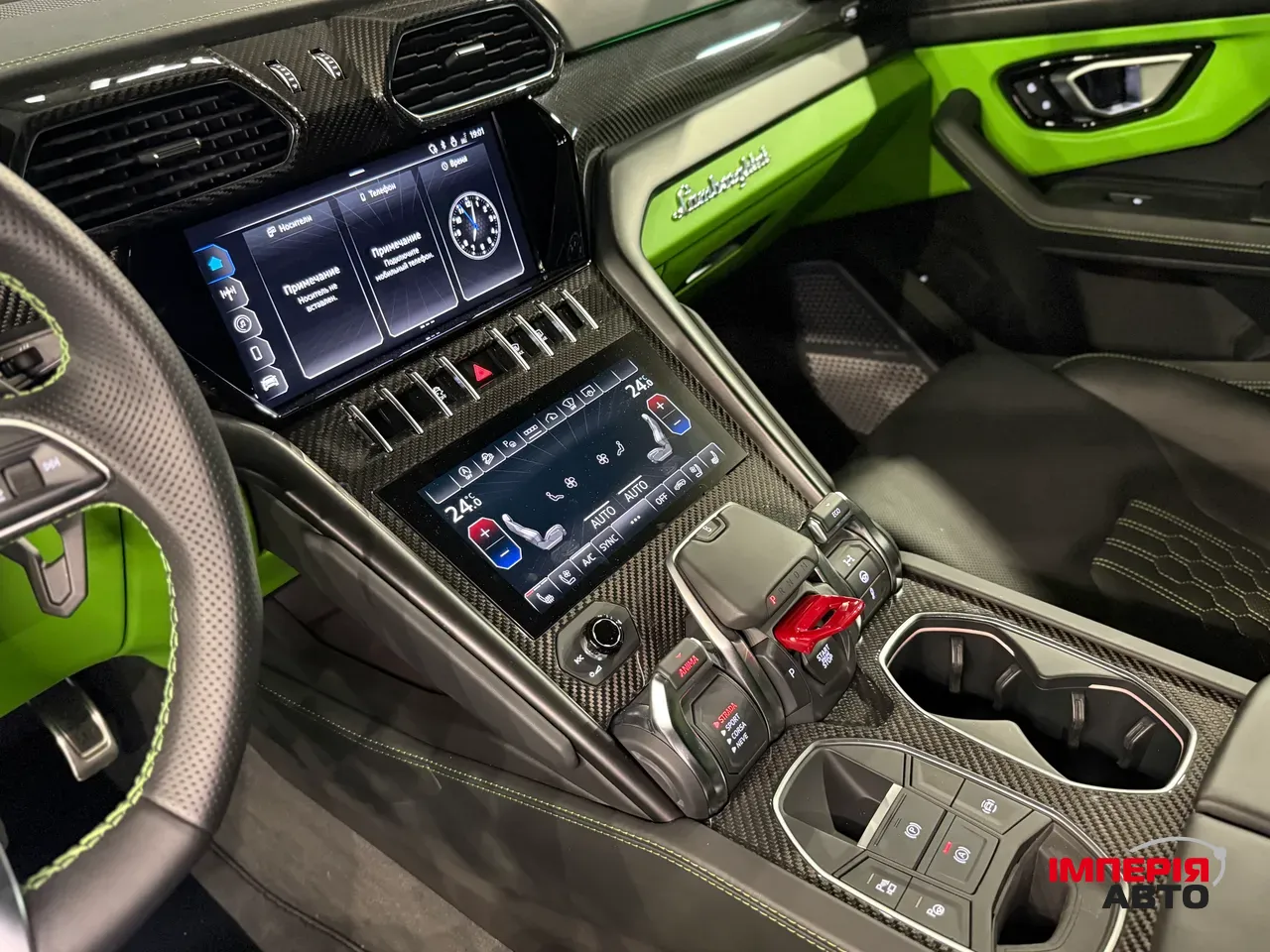 Lamborghini Urus - фото 19