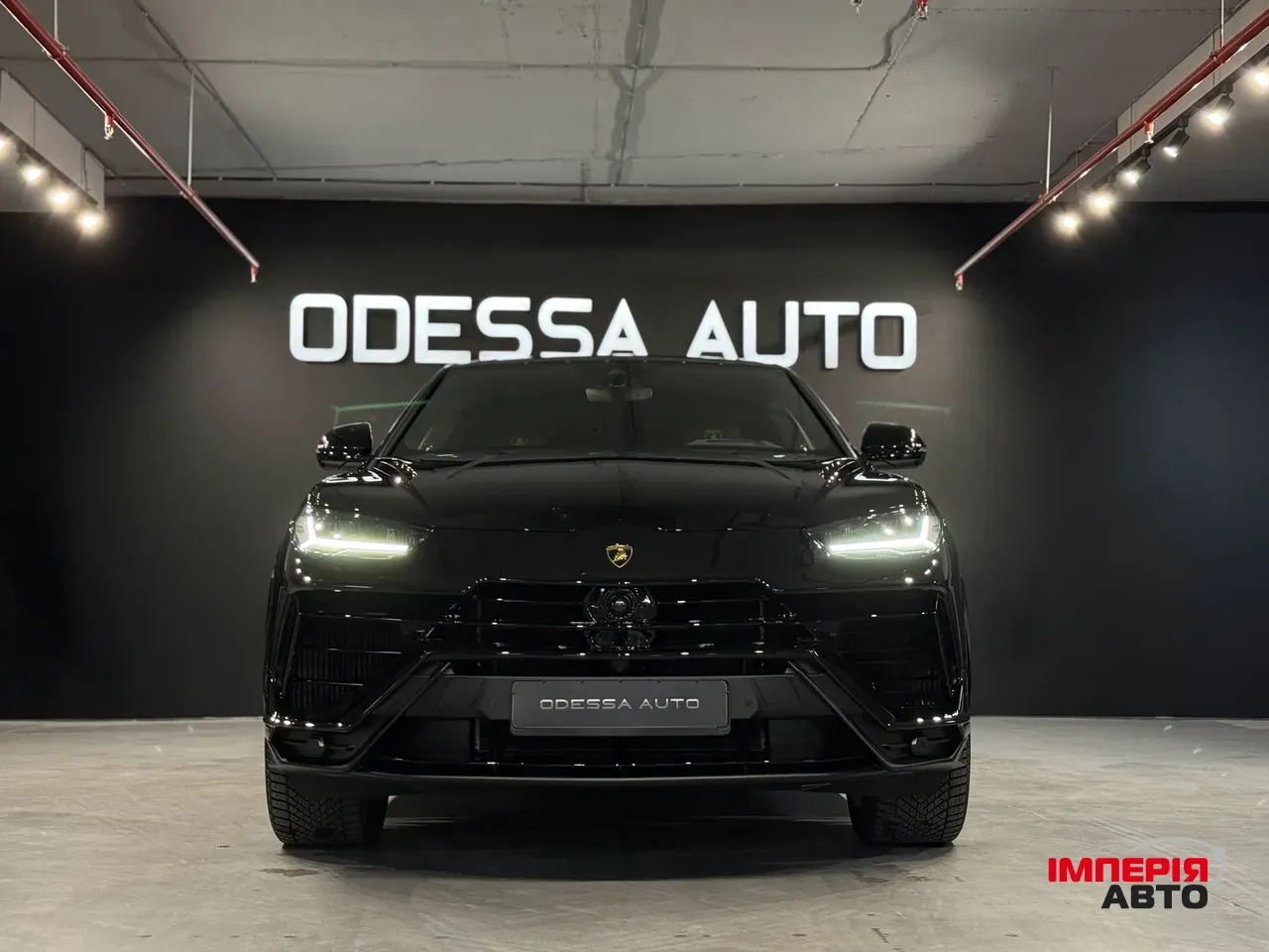 Lamborghini Urus - фото 3