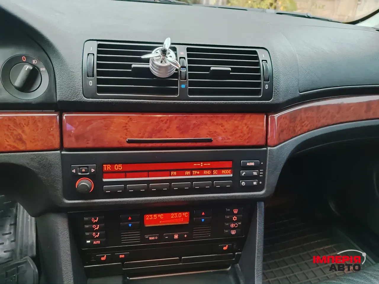 BMW 5 серії - фото 19