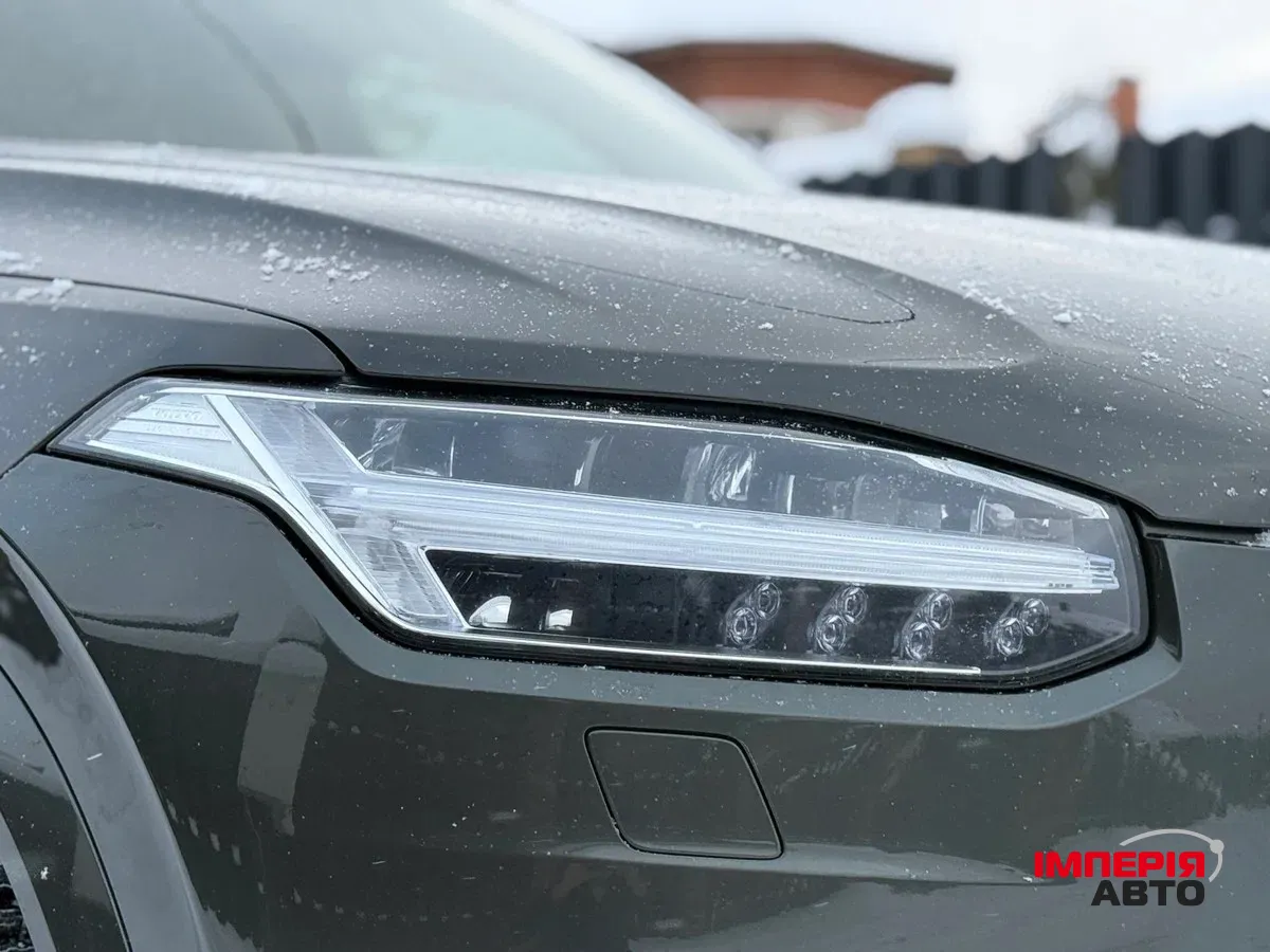 Volvo XC90 - фото 6