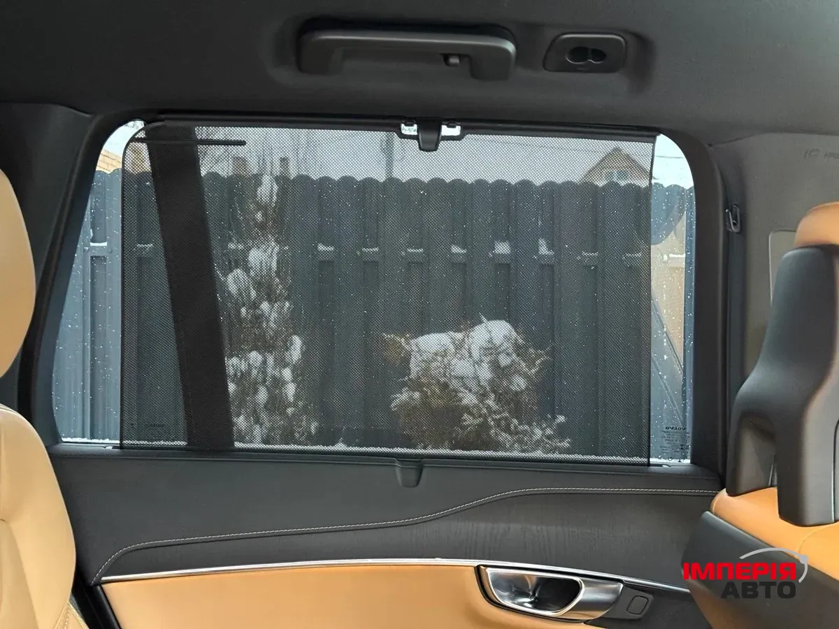 Volvo XC90 - фото 16