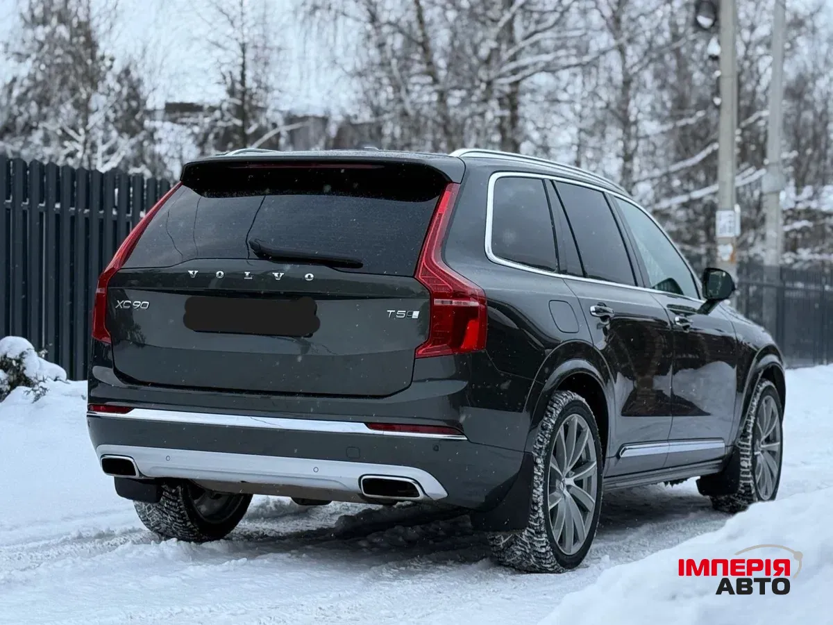 Volvo XC90 - фото 5
