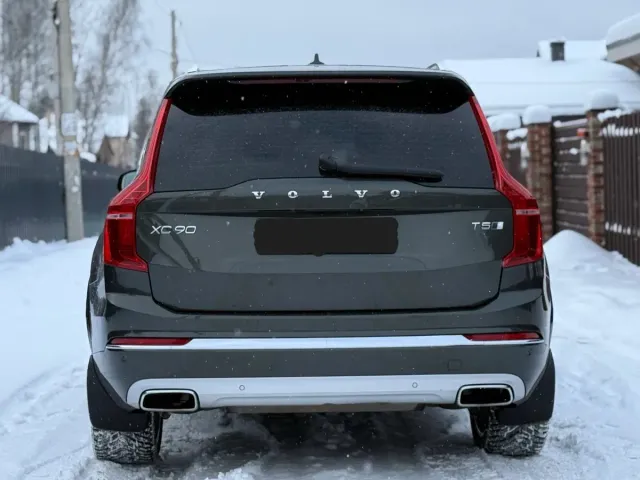 Volvo XC90 - фото 3