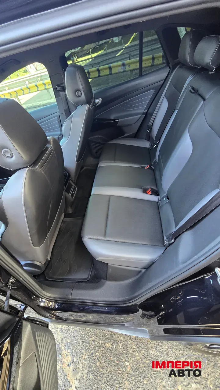 Volkswagen ID.4 - фото 11