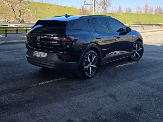 Volkswagen ID.4 - фото 4