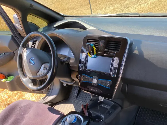 Nissan Leaf - фото 5