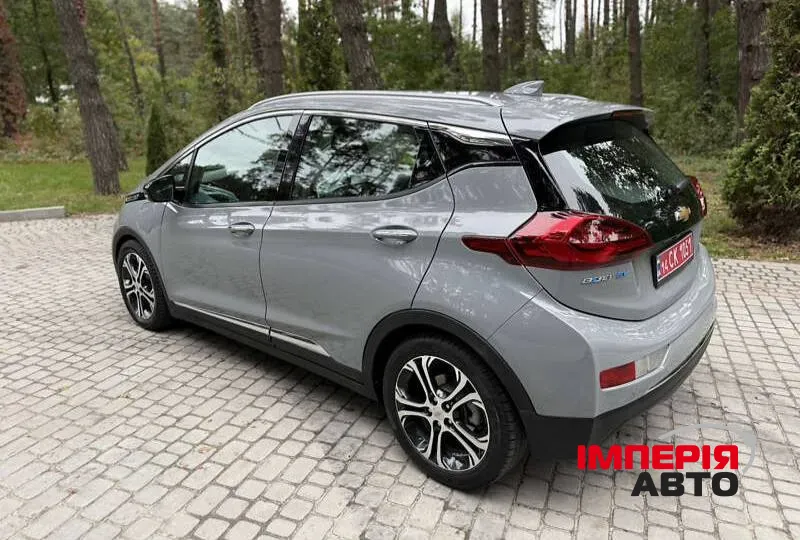 Chevrolet Bolt - фото 7