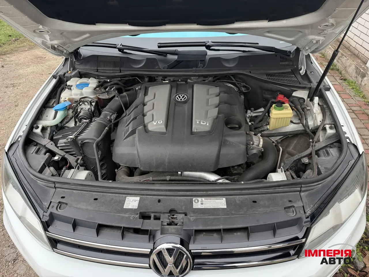 Volkswagen Touareg - фото 9