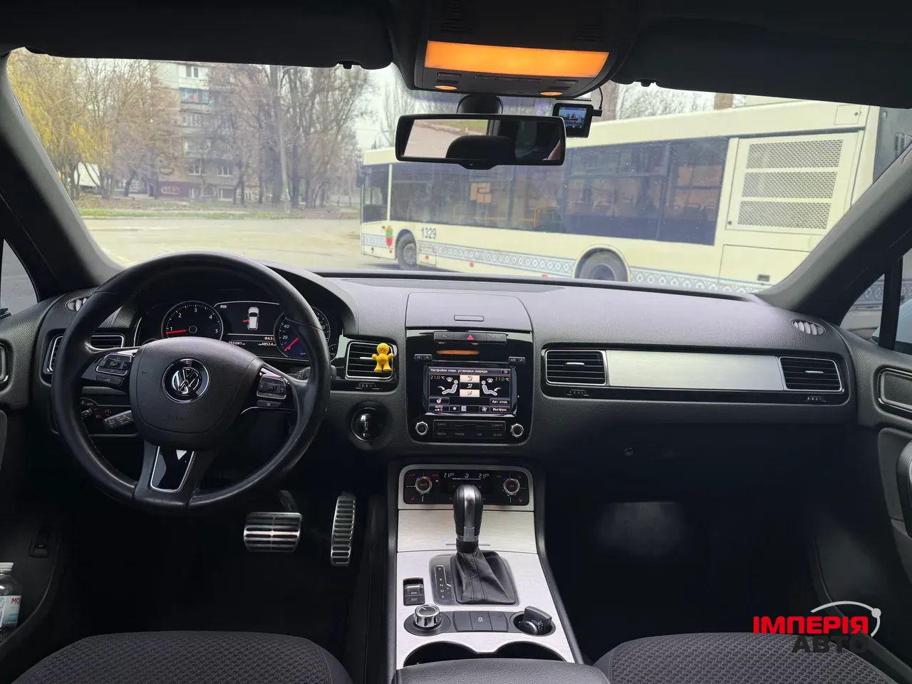 Volkswagen Touareg - фото 10