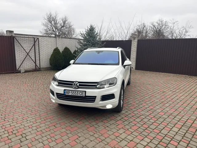 Volkswagen Touareg - фото 5